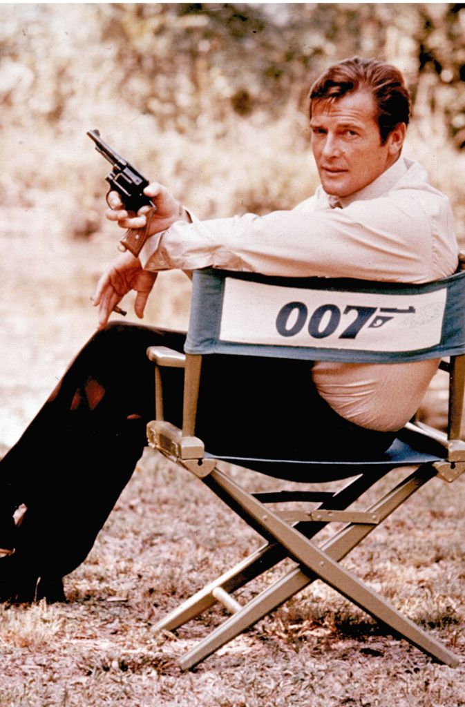 Roger Moore bei der Verfilmung von „Leben und sterben lassen“, im Jahr 1973. Es war der erste Bond-Film mit Moore in der Hauptrolle.