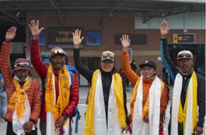 Schnellste Frau, 25 Aufstiege, 8 Geschwister auf dem Mount Everest