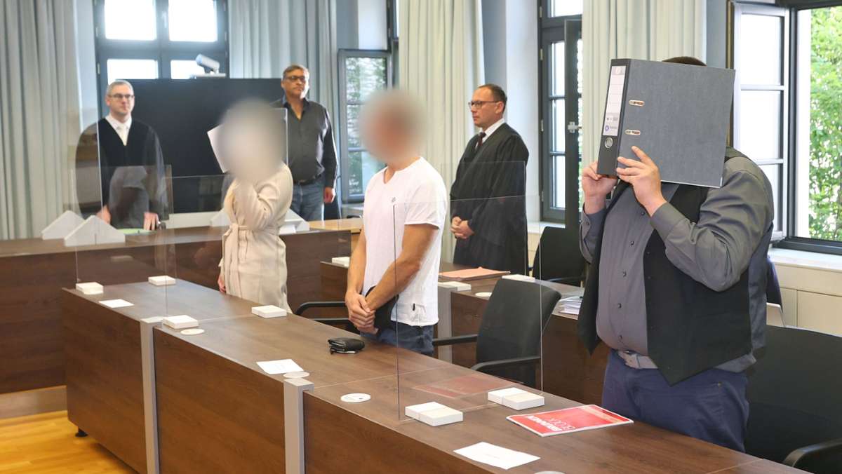 Mord an 16-Jähriger in Memmingen: Angeklagte schweigen zum Prozessauftakt