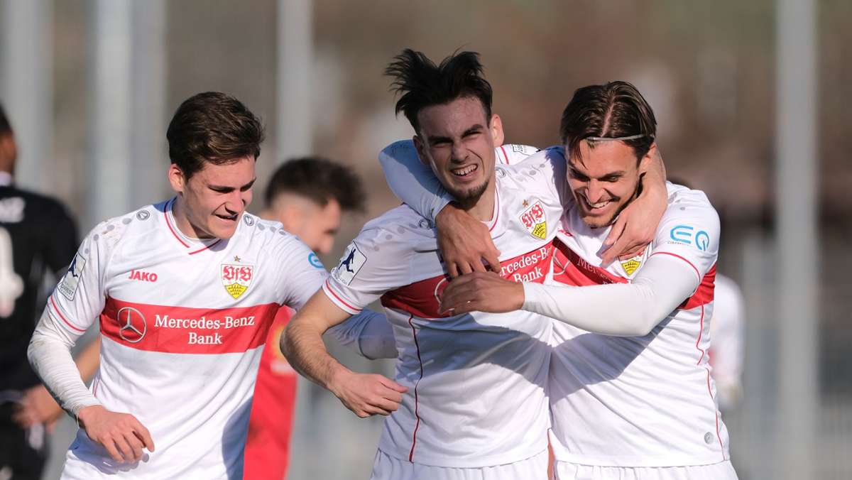 Heimsieg in der Fußball-Regionalliga: Glückliches 2:1 für den VfB Stuttgart II gegen Koblenz
