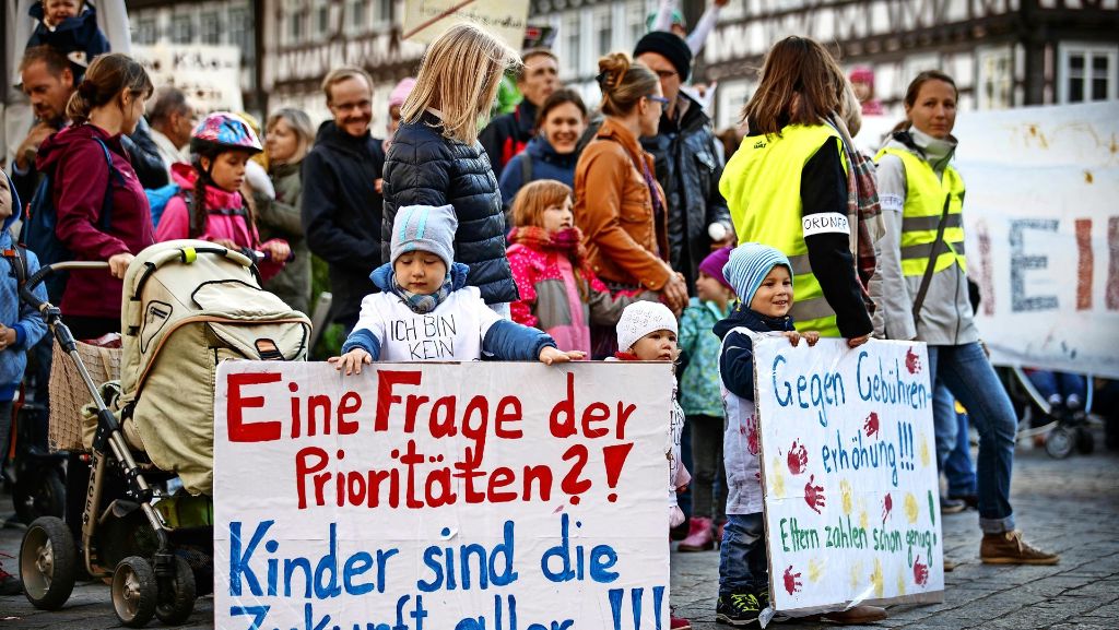 Schorndorf erhöht die Kinderbetreuungskosten: Knappe Mehrheit für höhere Gebühren