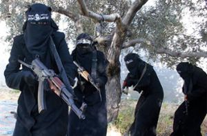 Frauen aus Baden-Württemberg unter IS-Kämpfern