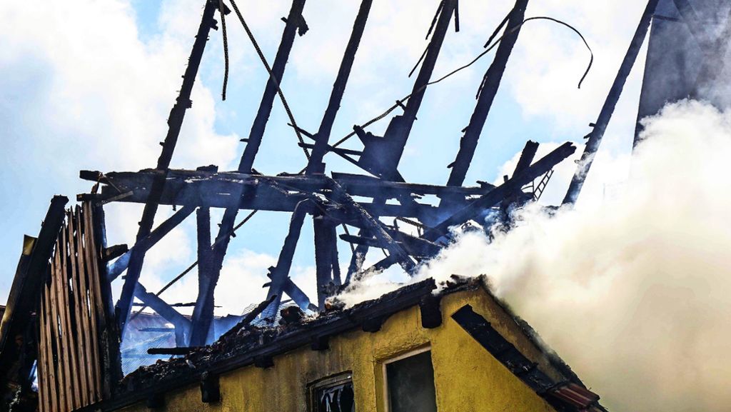 Nach dem Feuer in Urbach mit einem Toten: Brandursache kann nicht eindeutig geklärt werden