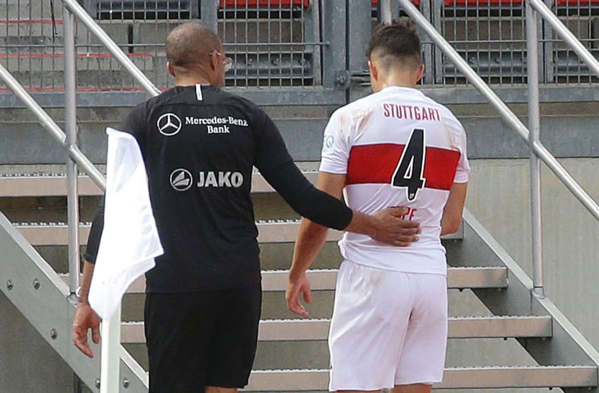 Bitterer Abgang: Marc Oliver Kempf während der Partie des VfB Stuttgart in Nürnberg.