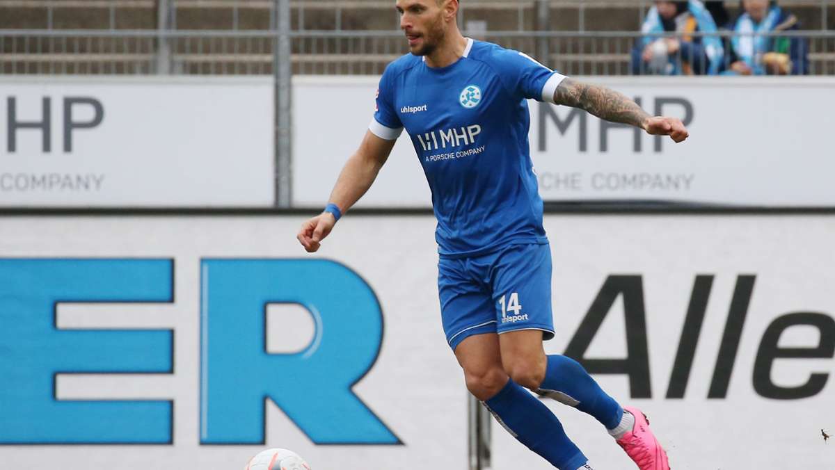 Stuttgarter Kickers beim 1. FC Bruchsal: Obernosterer rettet den Blauen einen Punkt