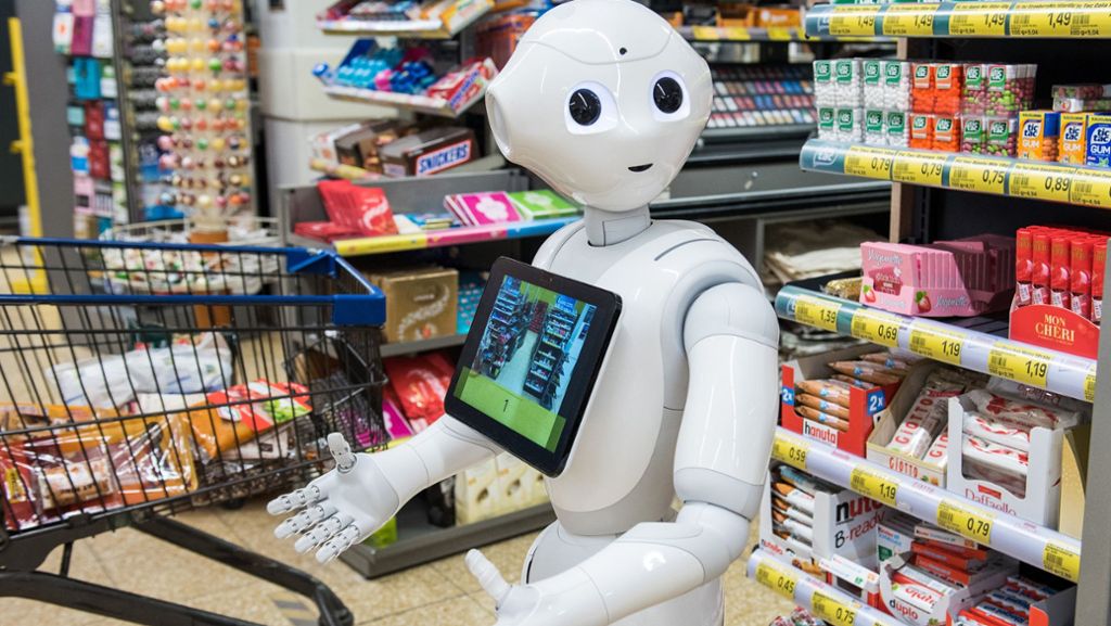 Supermarkt in der Corona-Pandemie: Personal wird ignoriert – jetzt mahnt Roboter zu Corona-Regeln