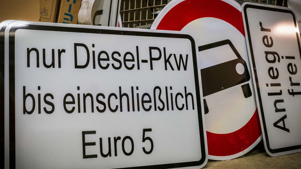 Fahrverbote in Stuttgart: Gericht: Zone gegen Euro-5-Diesel  nicht groß genug