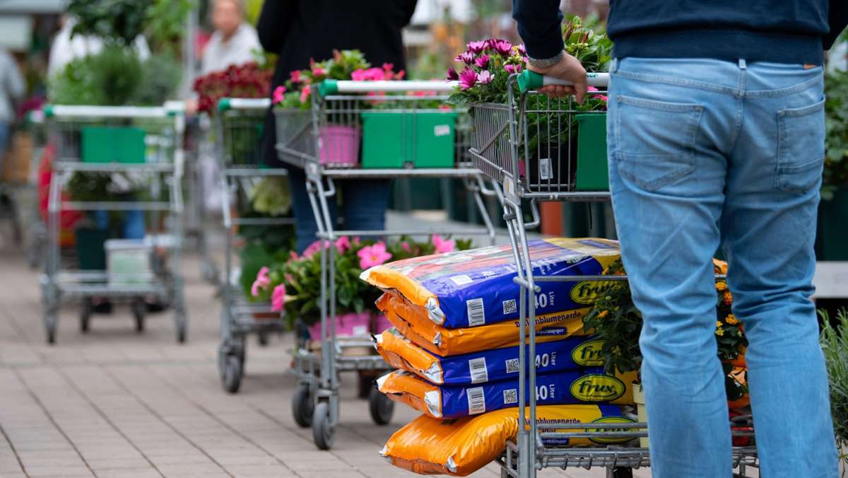 Coronapandemie in Baden-Württemberg: Diese Regeln gelten für Friseure, Blumenläden und Baumärkte