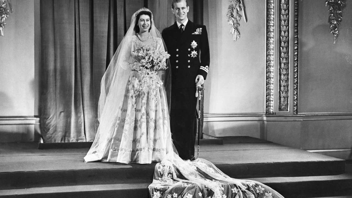 Heirat vor 74 Jahren: Queen begeht Hochzeitstag erstmals alleine nach Philips Tod