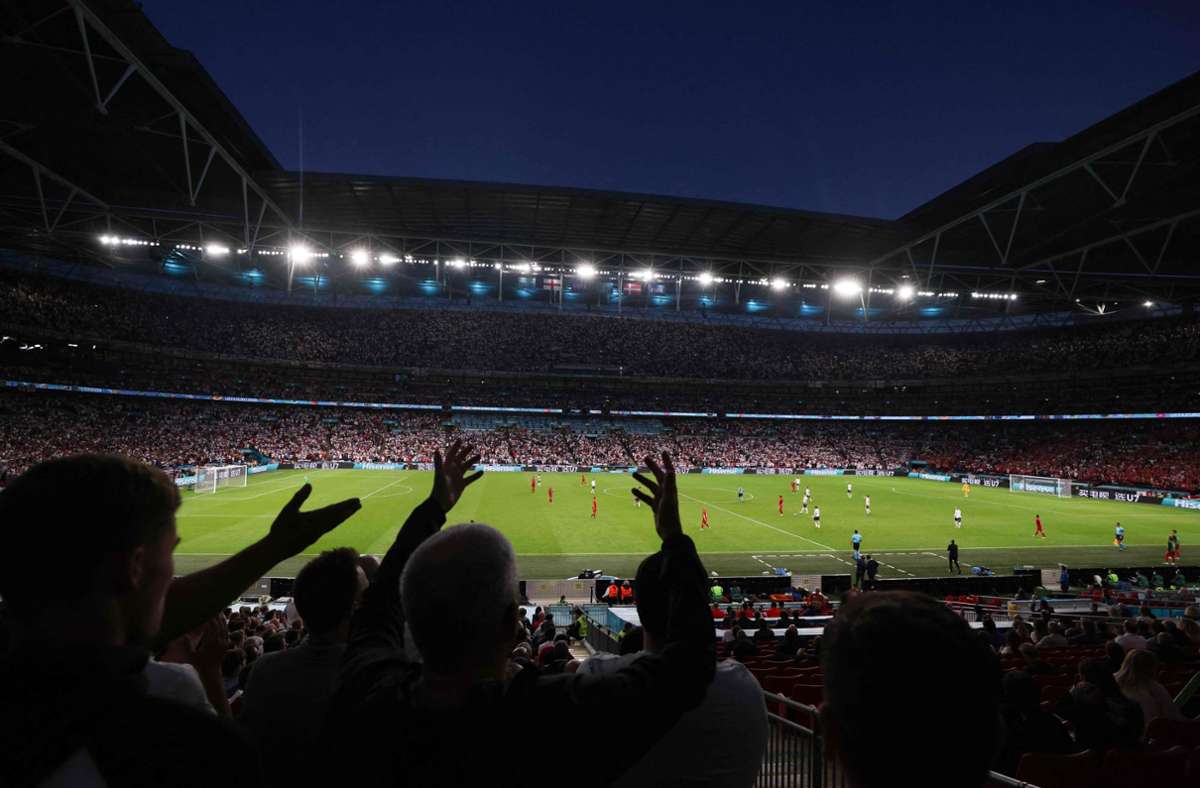 Die Fans in Wembley durften sich auf 30 Extraminuten freuen.