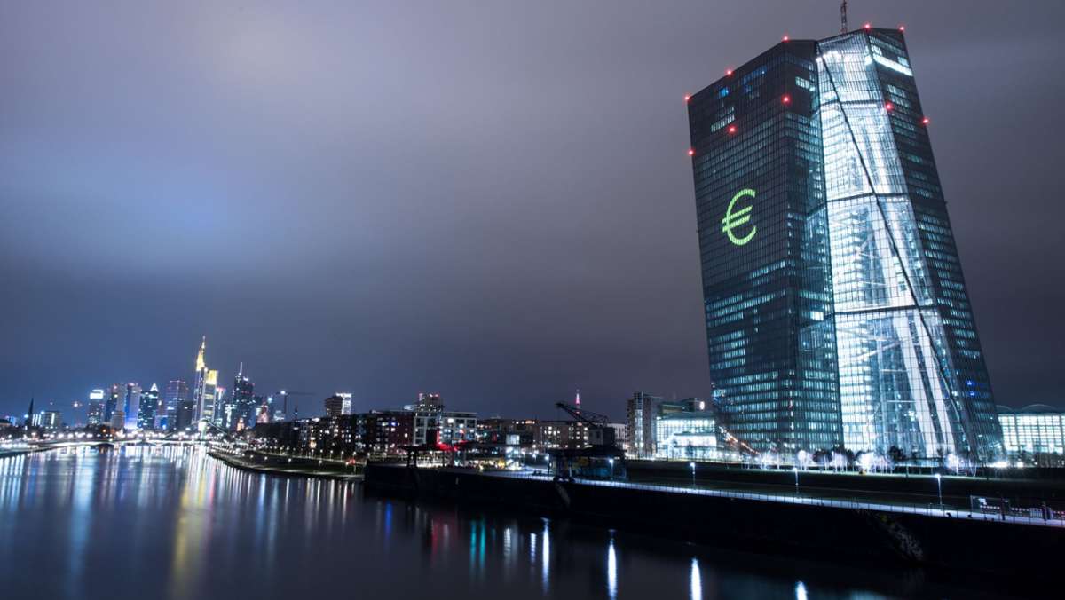 Leitzins im Euroraum: EZB erhöht Zinsen zum fünften Mal in Folge