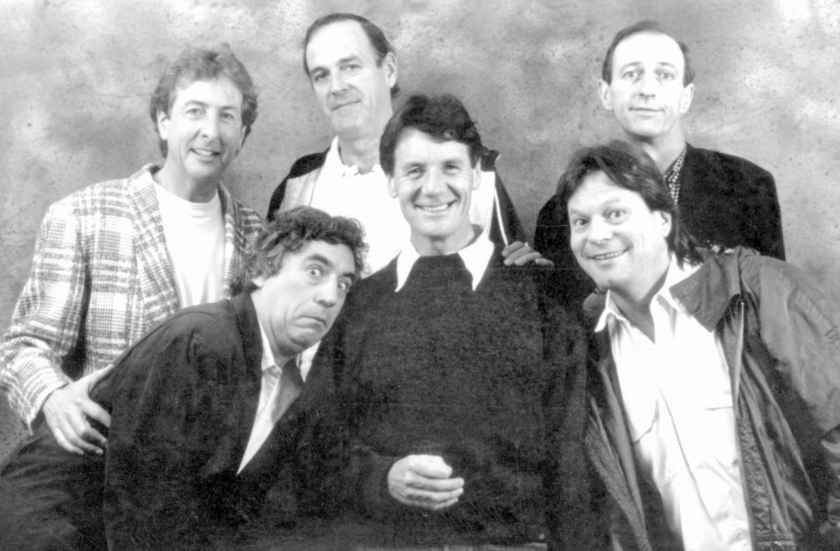 Monty Python: Eric Idle, John Cleese, Graham Chapman (hinten von links), Terry Jones, Michael Palin, Terry Gilliam (unten von links) 1985