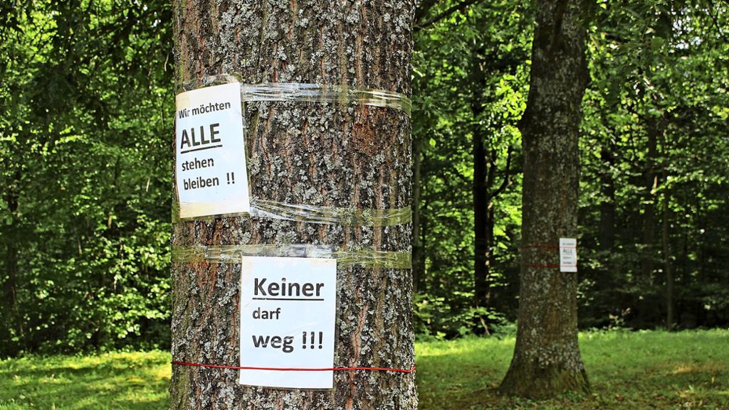  Anwohner auf der Rohrer Höhe kritisieren, dass ihre Ablehnung eines Sendemasts offenbar weniger wert ist als die der Uni Hohenheim. 