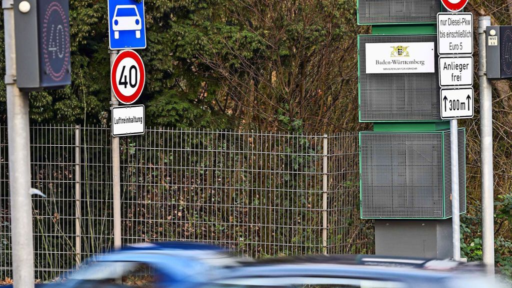Schlappe im Streit um Euro-5-Diesel: Land muss erweitertes Fahrverbot in Stuttgart vorbereiten