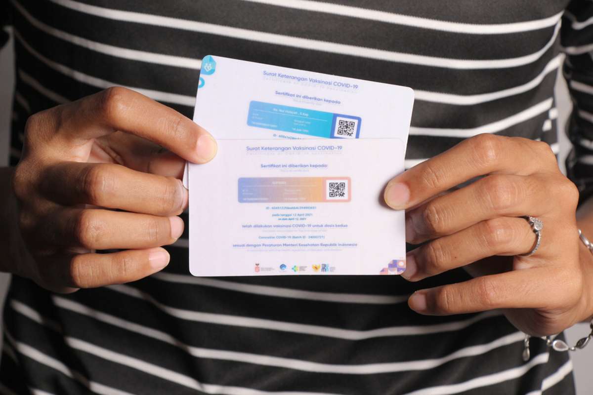 Lieber Scheckkarte als Smartphone-App? Foto: sf_freelance / shutterstock.com