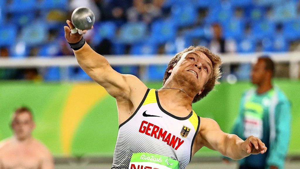  Er misst nur 1,40 Meter, aber in seiner Sportart ist er ein ganz Großer. Der Welzheimer Niko Kappel kämpft nach dem Kugelstoß-Weltrekord in Biberach in London um die Goldmedaille. 
