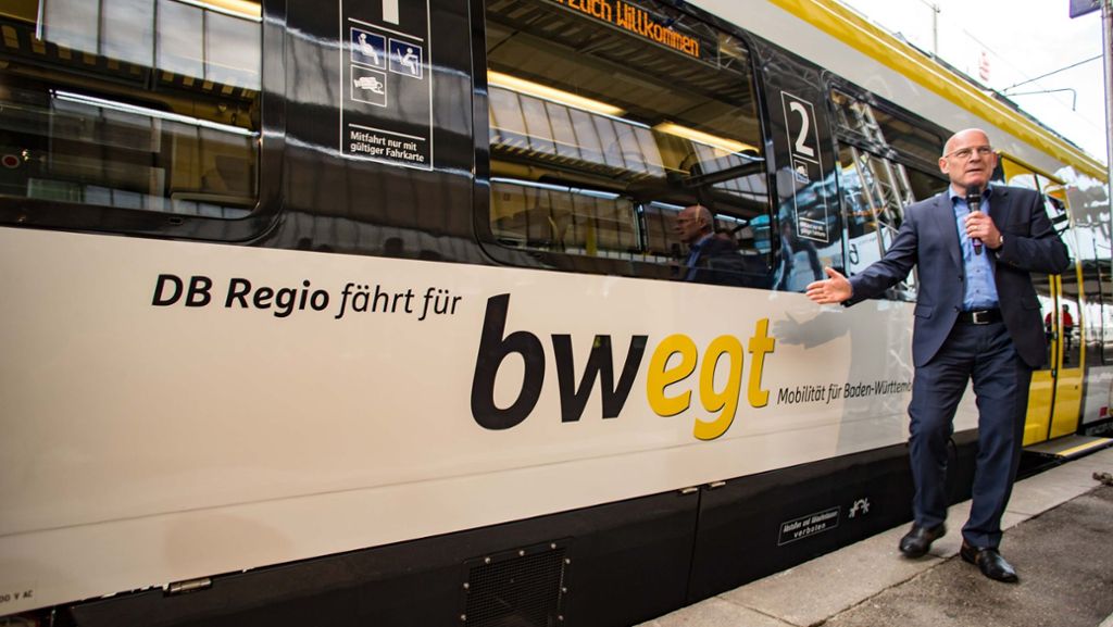 Minister Hermann will Regionalverkehr verbessern: 115 Millionen Euro für zusätzliche Züge
