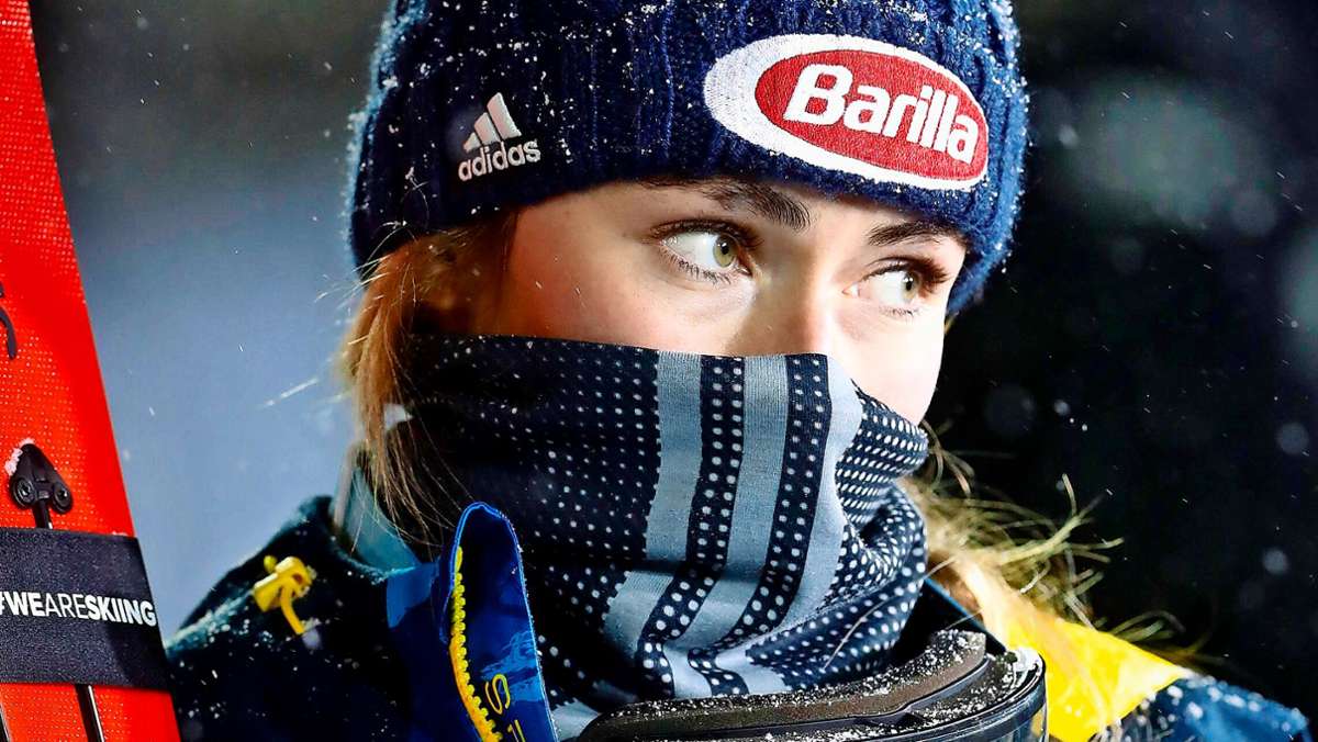  300 Tage ist Mikaela Shiffrin kein Skirennen mehr gefahren. Beim Comeback in Levi wird sie am Samstag Zweite und am Sonntag Fünfte. Beide Rennen gewann ihre Rivalin Petra Vhlova. 