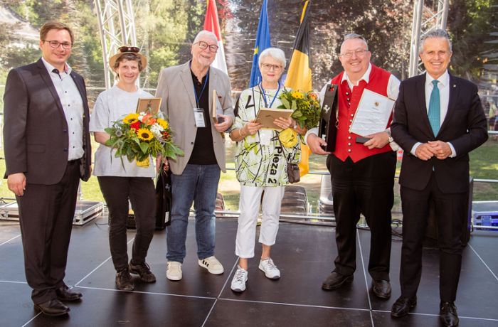 Ehrenmünzen in Stuttgart-Vaihingen: Auszeichnung für vier engagierte Bürgerinnen und Bürger