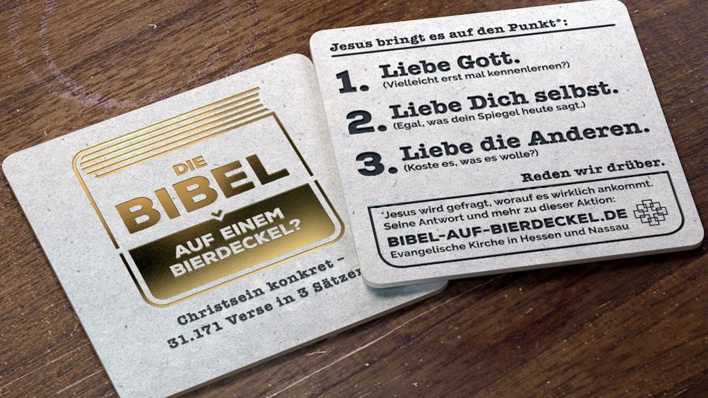 Bierernste Aktion: Die Bibel auf dem Bierdeckel: Ein Prosit auf die Bibel
