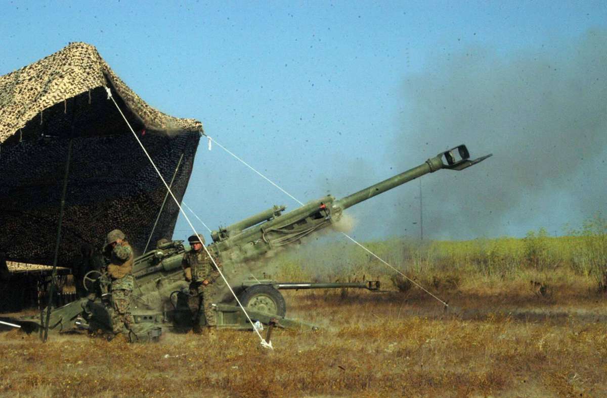 USA/Großbritannien: Die M777 ist eine Haubitze aus britischer Produktion. Die Streitkräfte der USA setzen sie ein, in den Streitkräften des Vereinigten Königreichs wird sie erprobt. Etwa 90 M777-Haubitze wird die US-Marine der Ukraine zur Verfügung stellen. Kanadische Truppen sowie die Nationalgarde Floridas haben bereits erste Soldaten geschult.
