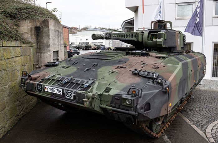 Zwei Puma-Panzer stoßen zusammen –  zwölf Soldaten verletzt