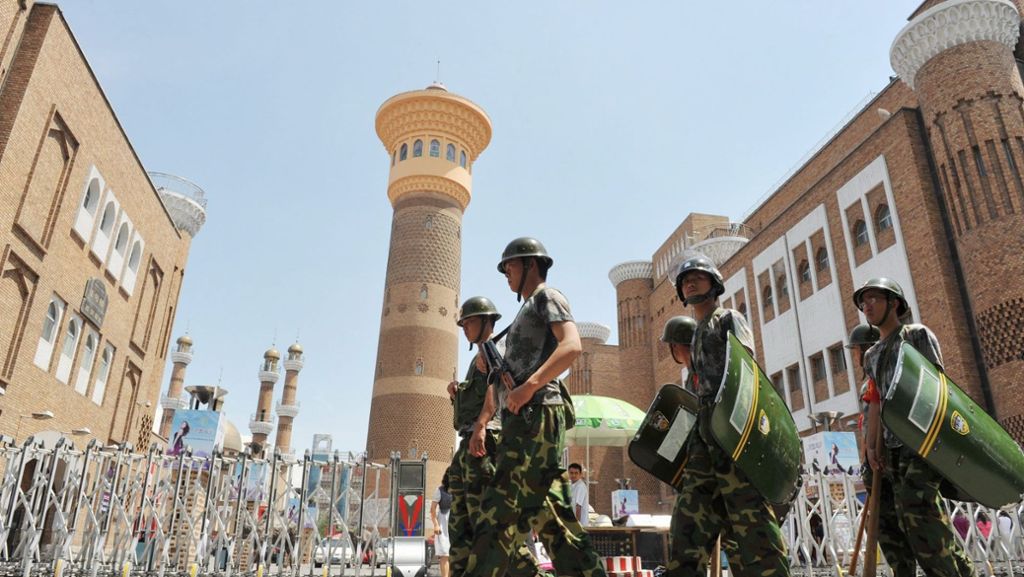 Massen-Umerziehungslager in China: „China Cables“ enthüllen Verfolgung und Internierung von Uiguren