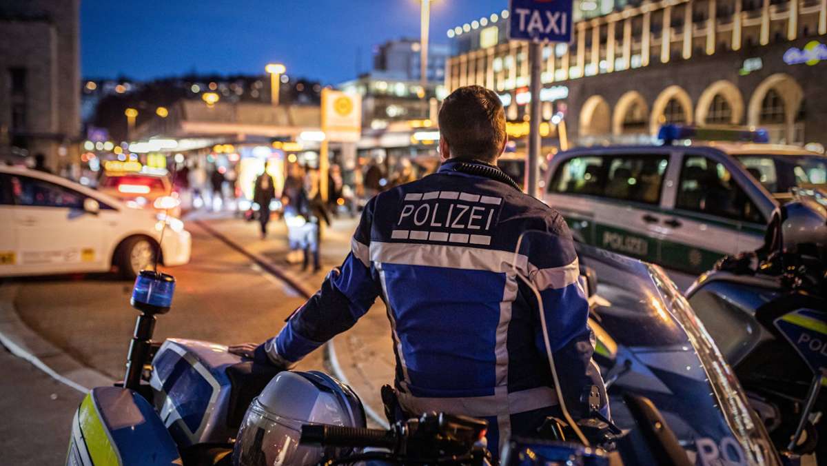 Kontrollen in Stuttgart: Schimmel und weitere Verstöße – Polizei nimmt Taxis ins Visier