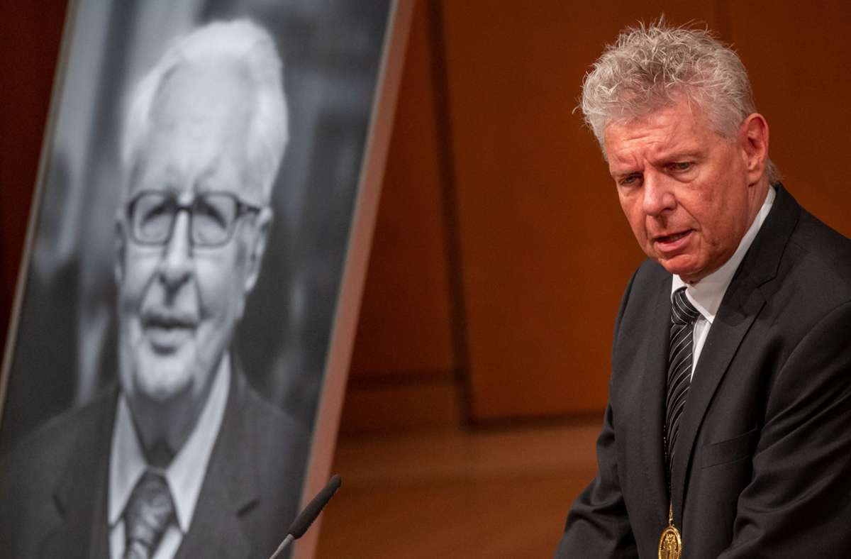 Münchens Oberbürgermeister Dieter Reiter (SPD) nannte seinen Vorgänger eine „Ausnahmeerscheinung“ und „Vorbild an Korrektheit und Gradlinigkeit“.