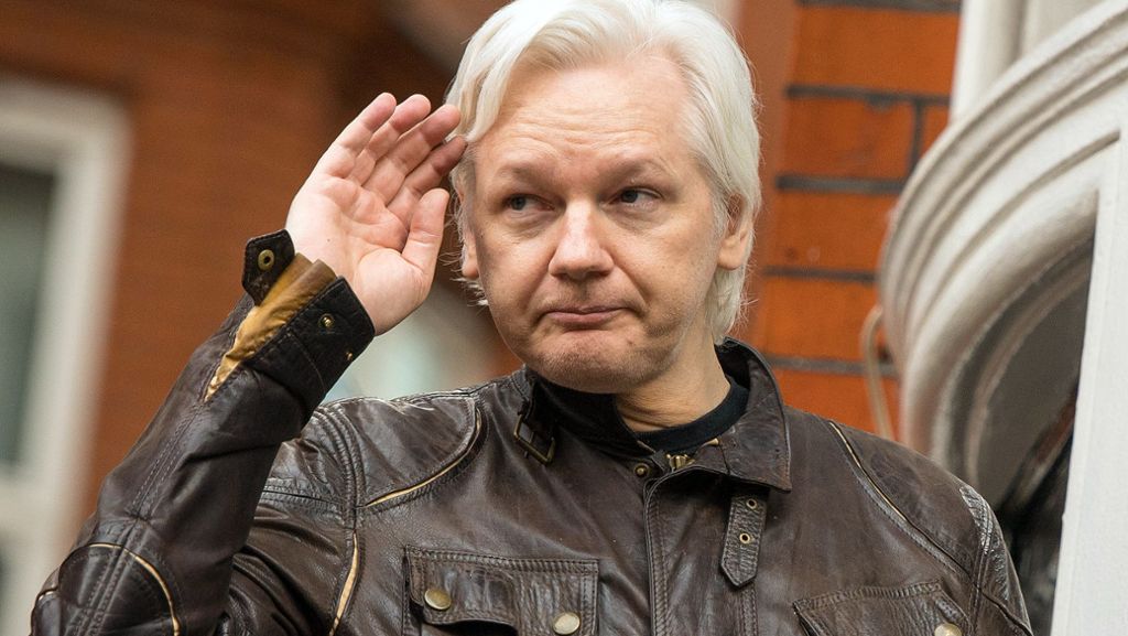 Julian Assange: Wikileaks-Gründer  geht es besser –  Freilassung gefordert