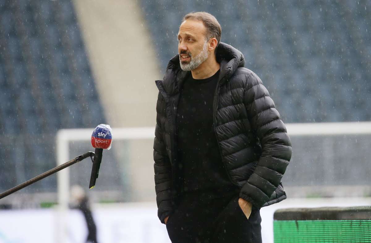 VfB-Trainer Pellegrino Matarazzo brachte im Vergleich zum 2:1-Sieg gegen den FC Augsburg mit Gregor Kobel, Erik Thommy und Atakan Karazor drei neue Spieler in die Startelf.