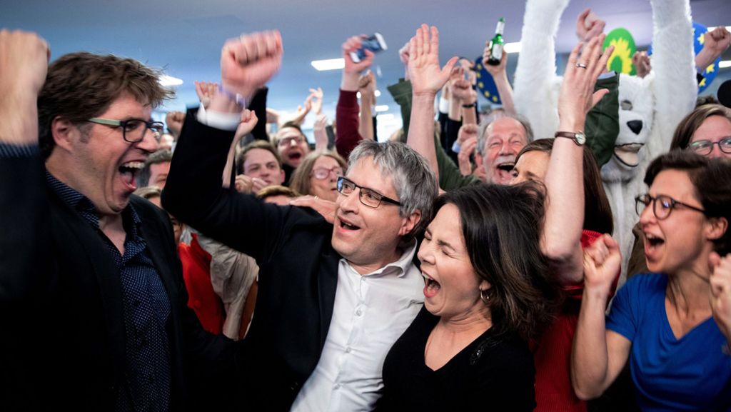 Forsa-Trendbarometer: Grüne überholen erstmals Union – SPD im freien Fall