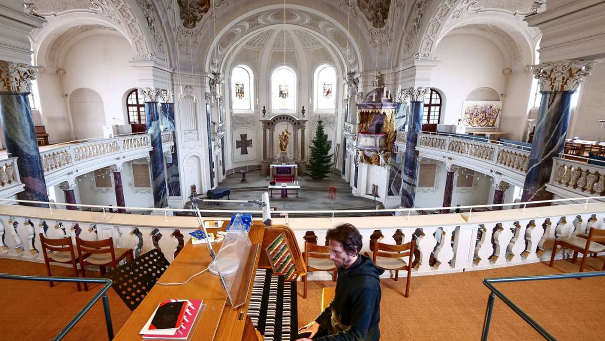  Die in mehrfacher Hinsicht einzigartige Walcker-Orgel in der Ludwigsburger Friedenskirche ist ein Kulturgut der Extraklasse. Doch jetzt hat sie ziemlich viele Probleme. Sie zu beheben, kostet eine halbe Million Euro. 