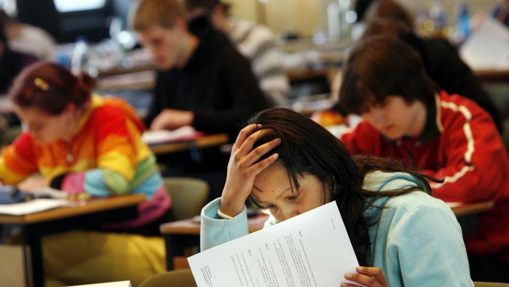 Streit um Prüfungsaufgaben: Mathe-Abi-Noten im Saarland werden verbessert