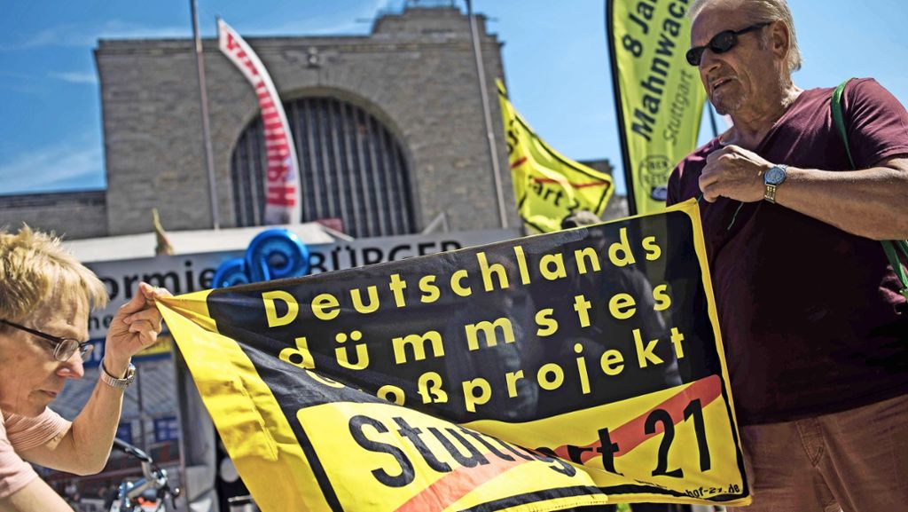 Mahnwache gegen Stuttgart 21: Acht Jahre Protest und immer noch nicht müde
