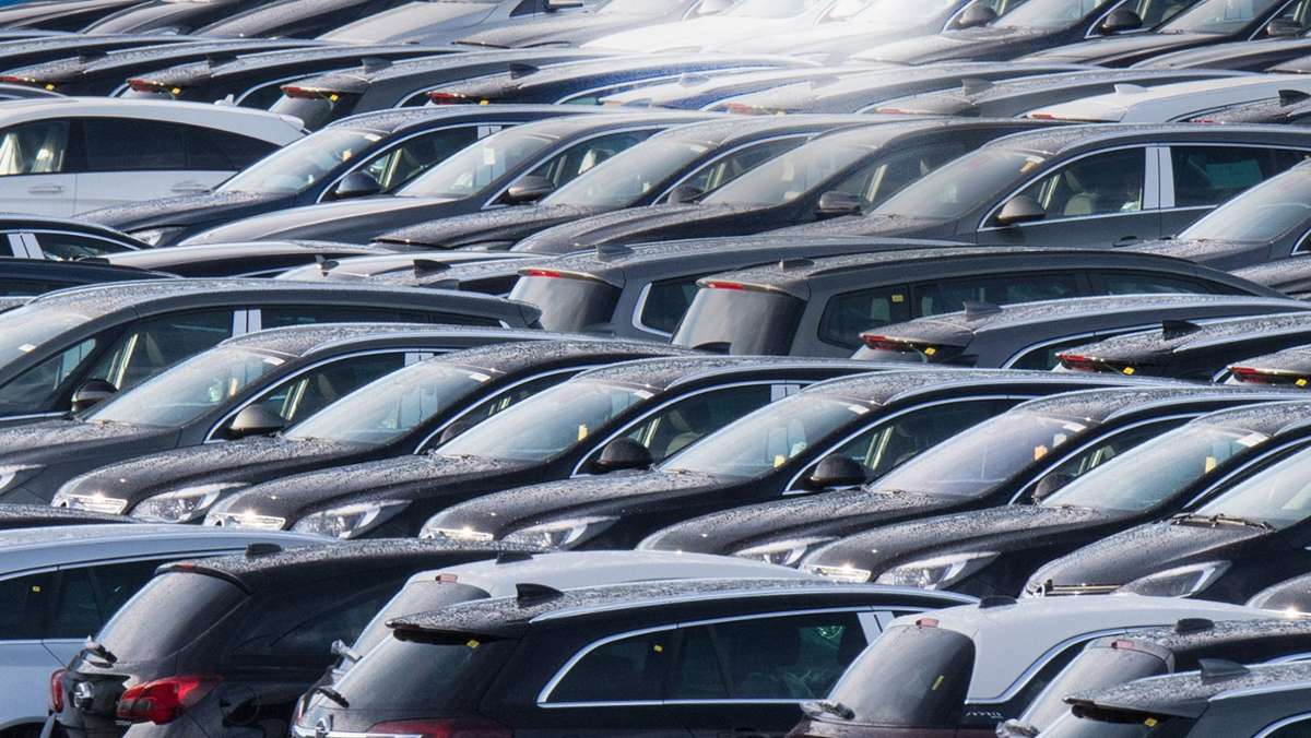 Mangel an  Neuwagen: Autohandel befürchtet massive Einbußen