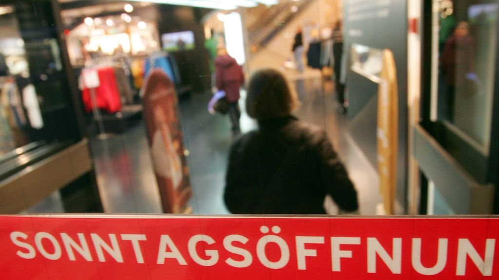Verkaufsoffene Sonntage in Stuttgart: Viele Facebook-Nutzer wollen Angebot nicht missen