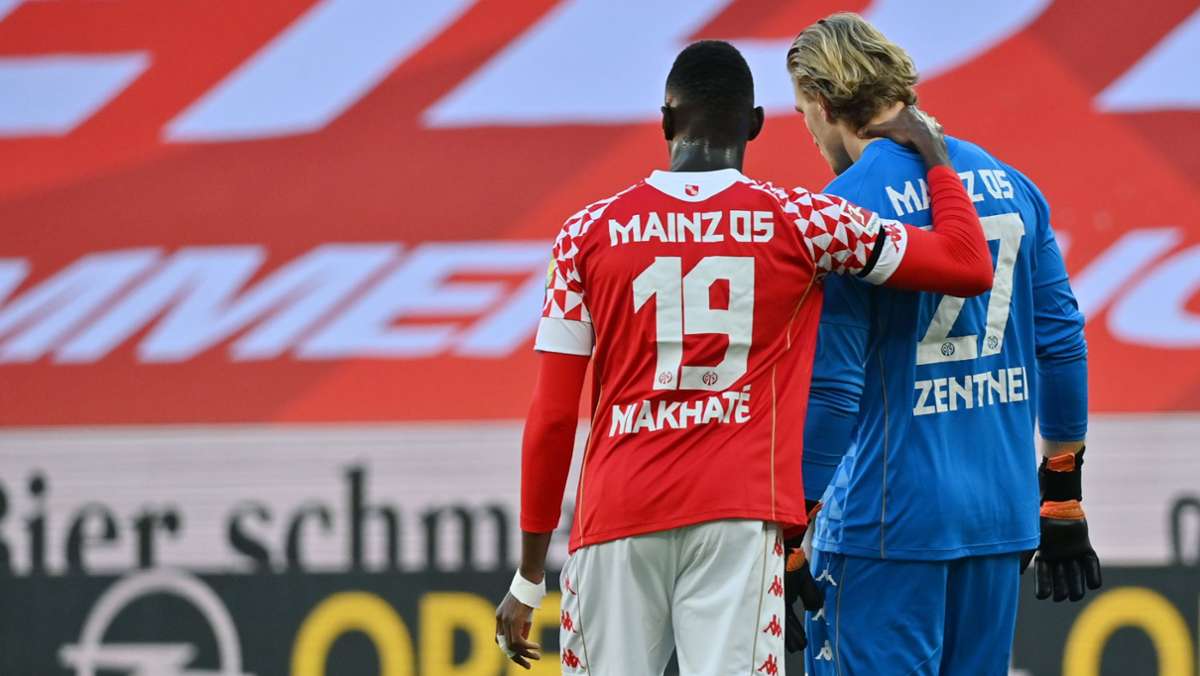 1. Bundesliga: Augsburg stoppt Mainzer Aufholjagd