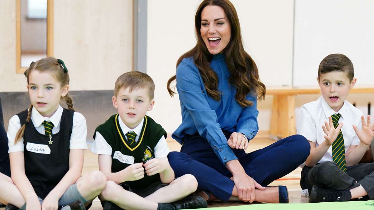 Herzogin Kate und Prinz William: Im Schneidersitz auf Kinderhöhe