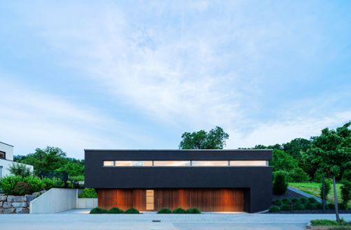 Das minimalistische Haus am Hang