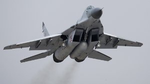 Kampfjets bombardieren IS-Stellungen