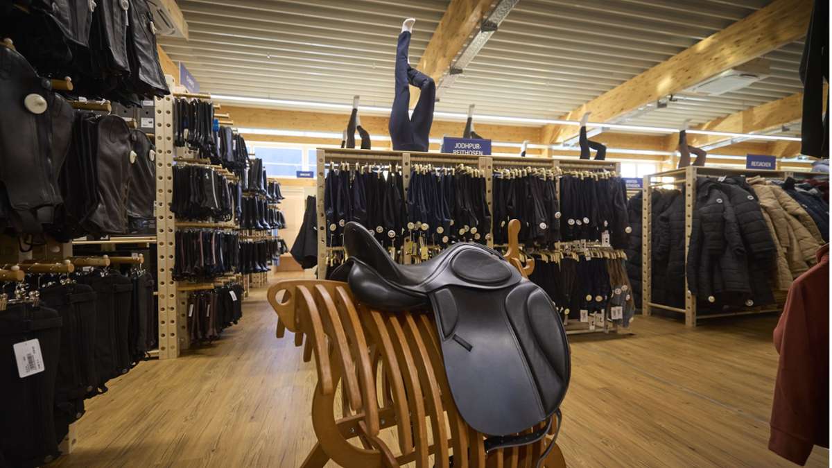 Krämer Megastore  in Plüderhausen: Ein Supermarkt für Pferd und Reiter