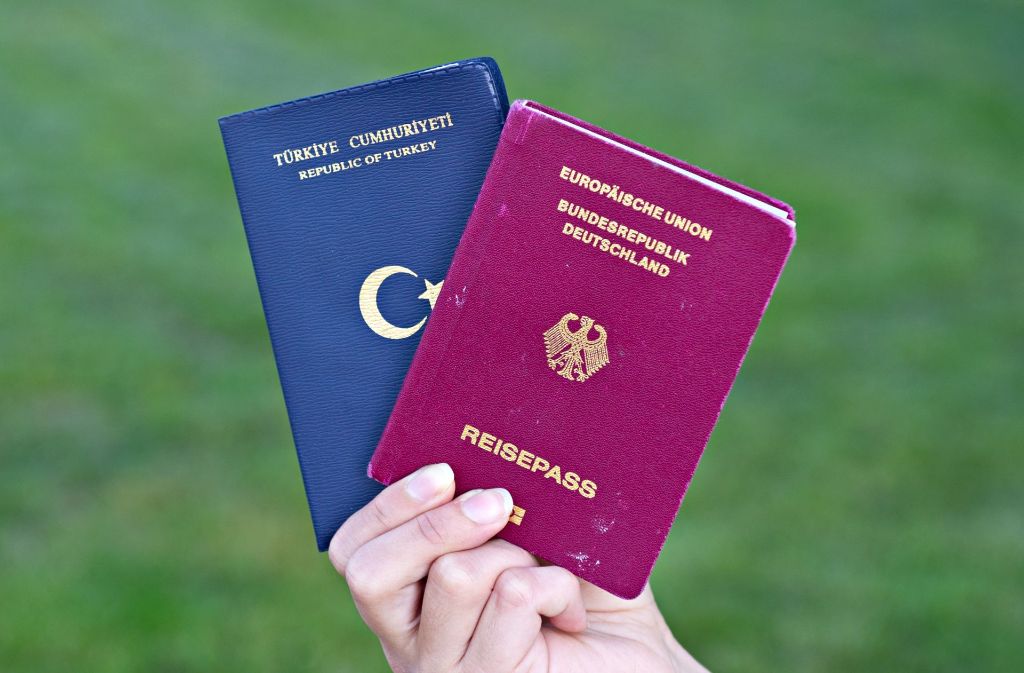 Die CDU will Regelung zur doppelten Staatsbürgerschaft rückgängig machen Foto: dpa