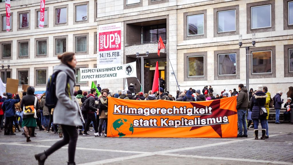 Fridays for Future: Protest mit bunten Plakaten am Freitag in Stuttgart und Ulm