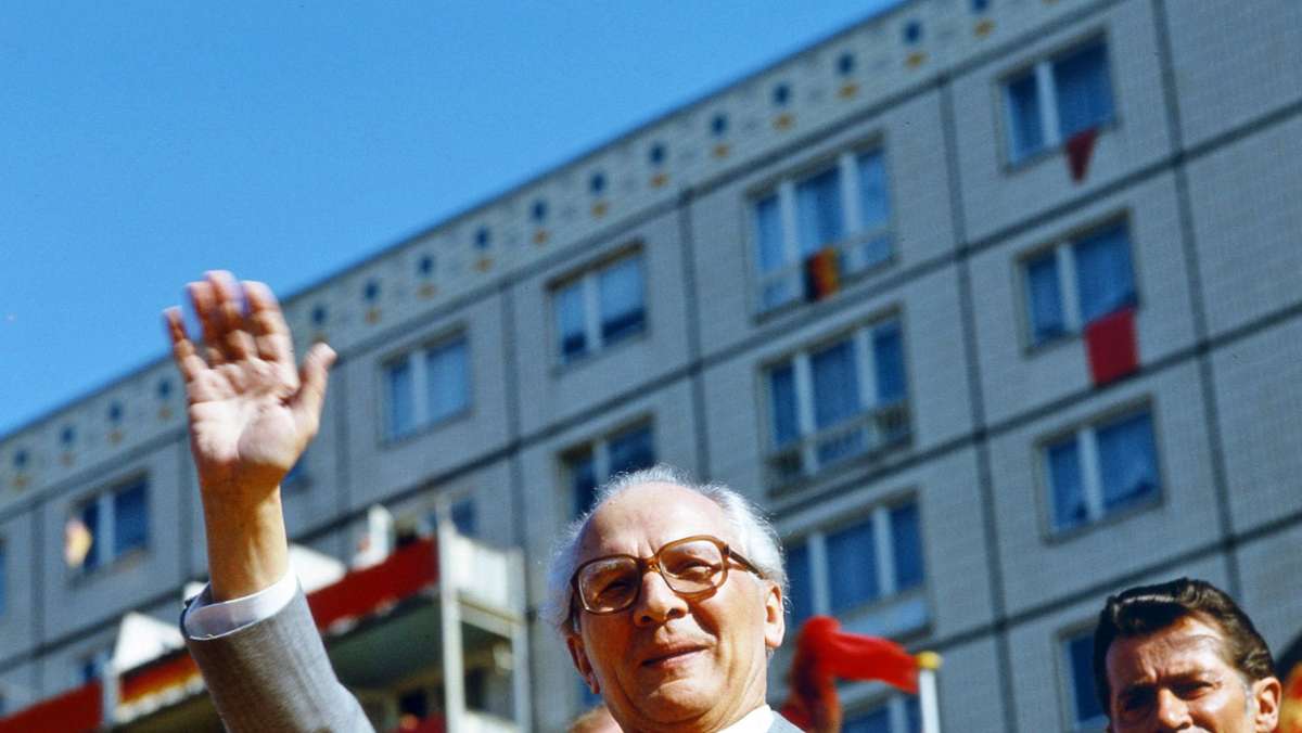 Einstweilige Verfügung zurückgezogen: Honeckers Orden dürfen zurück in den freien Verkauf