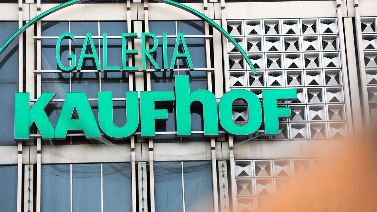 Kaufhof-Poker in Stuttgart: Immobilienmogul Benko bietet etwa 16 Wohnungen an