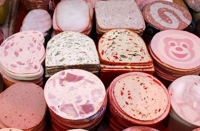 Offenbar Separatorenfleisch in Geflügelwurst verarbeitet