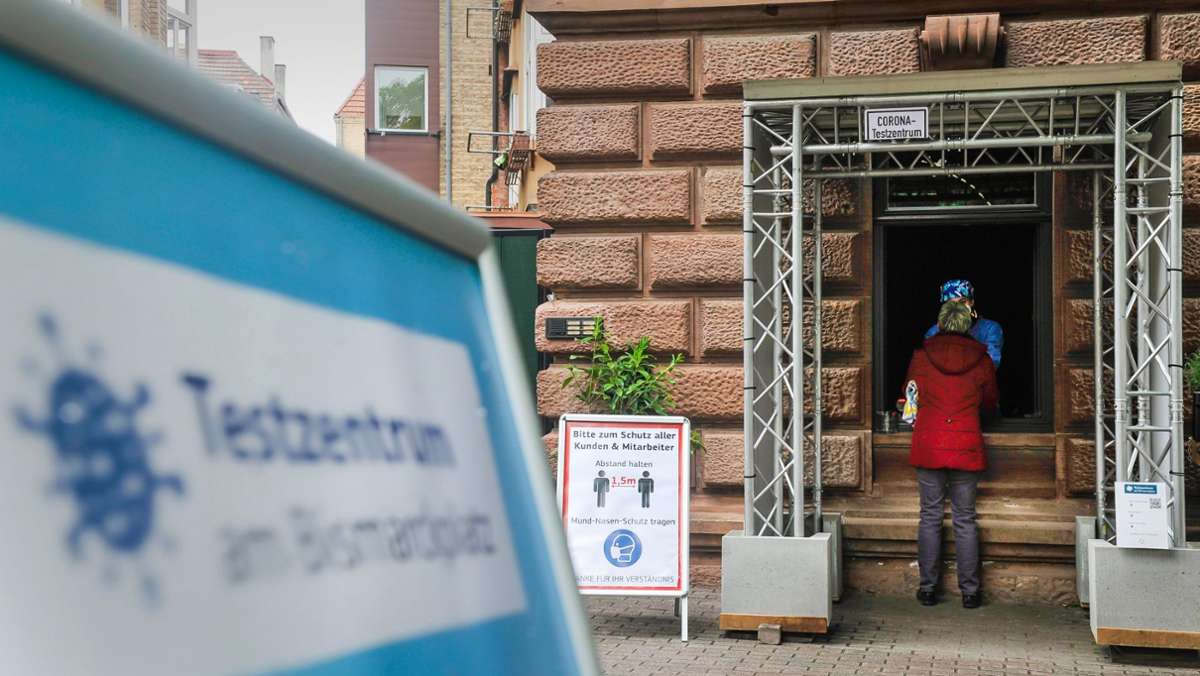 Teststellen in Stuttgart: Preiskampf um Coronatests wird erwartet