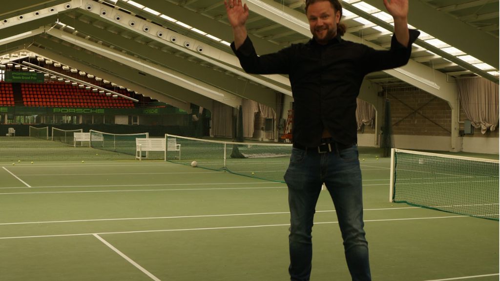  Seit Herbst 2017 steht endgültig fest, dass aus der ehemaligen Tennisturnierhalle in Filderstadt-Plattenhardt eine Trampolinhalle wird. Wir haben erfahren, wie die Sprungbude genau aussehen soll und wann die Eröffnung geplant ist. Auch Weltneuheiten soll es geben. 