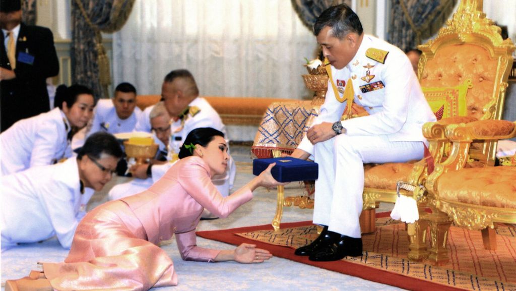 Neuer König in Thailand: Krönung mit neuer Königin